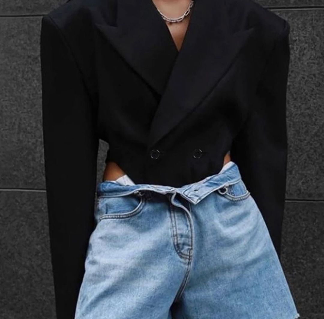 BLACK BODY SUIT BLAZER