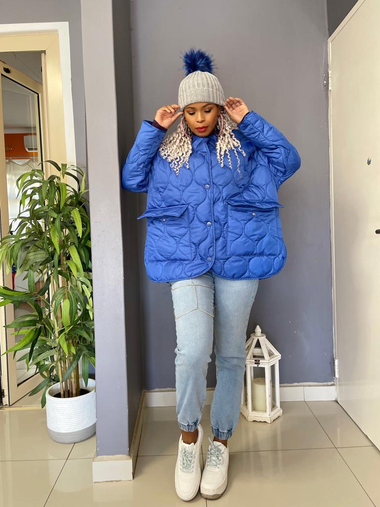 OVERSIZED BLUE JACKET